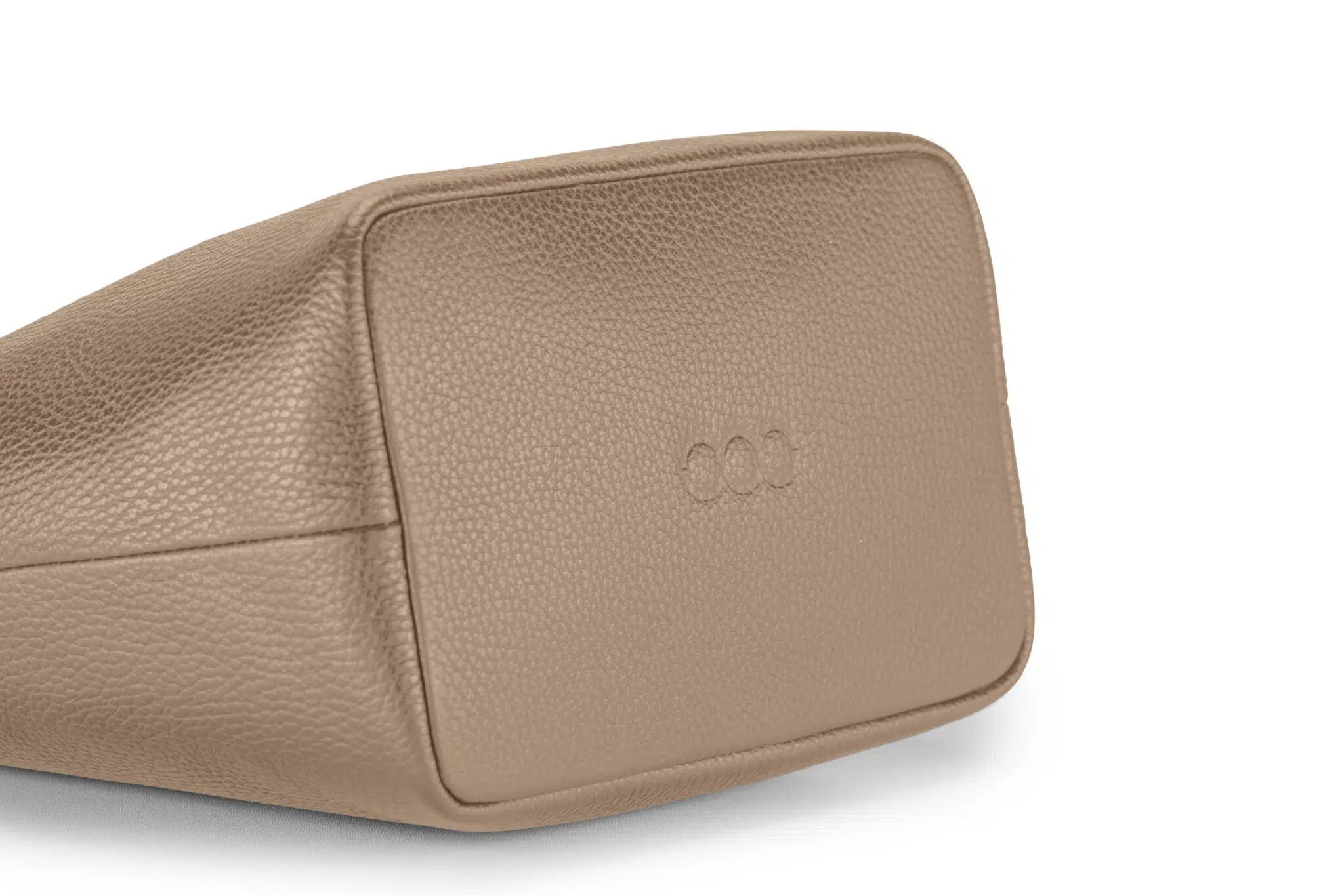 KEINESCHWESTER-MINI-THORA-taupe-genarbt-silber_C