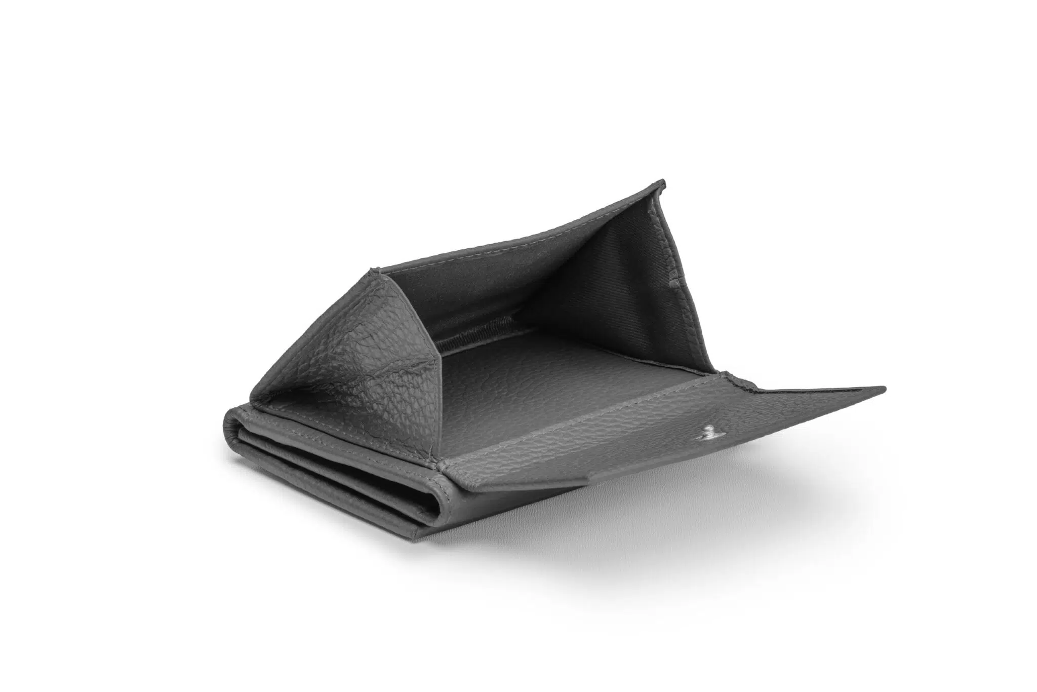 KEINESCHWESTER-EIKE-dunkelgrau-genarbt-silber_C