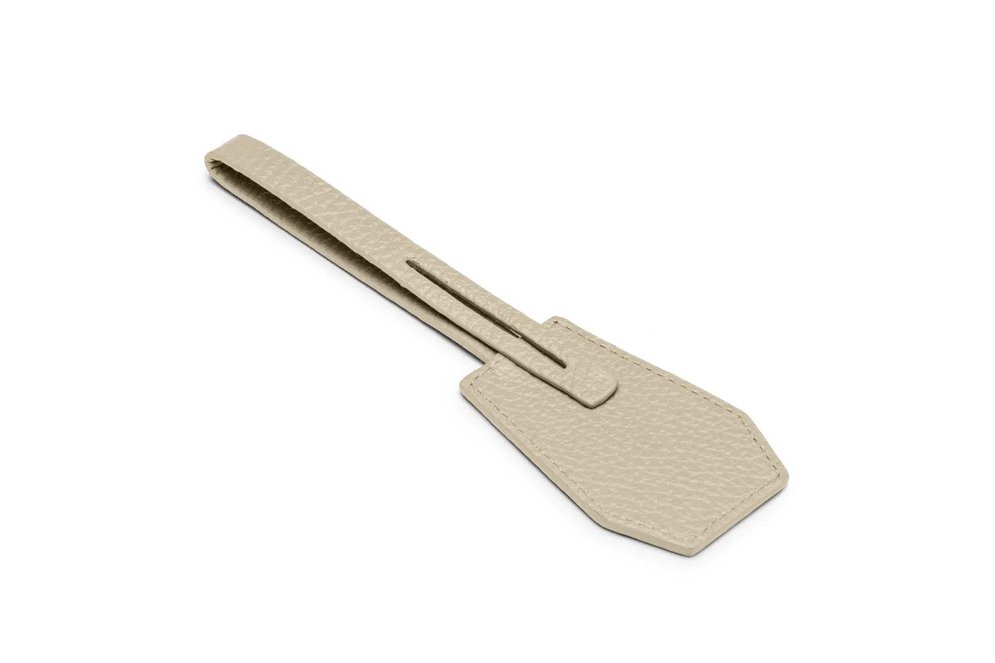 KEINESCHWESTER-Taschen-Anhaenger-sand-genarbt-A