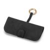 Premiumbrillenetui_ligend_Wildleder-Schwarz-gold