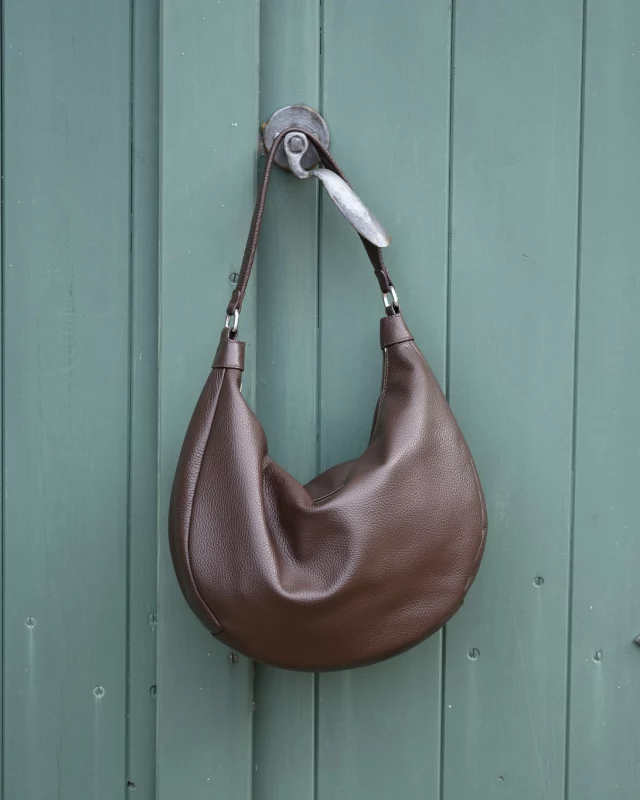 EBBA - wie kann man sie nicht lieben…

#taschenliebe #keineschwester #InstaStyle #Baglovers #Accessoryoftheday #HandbagGoals #HighEndBags #instabag #frühling #springvibes